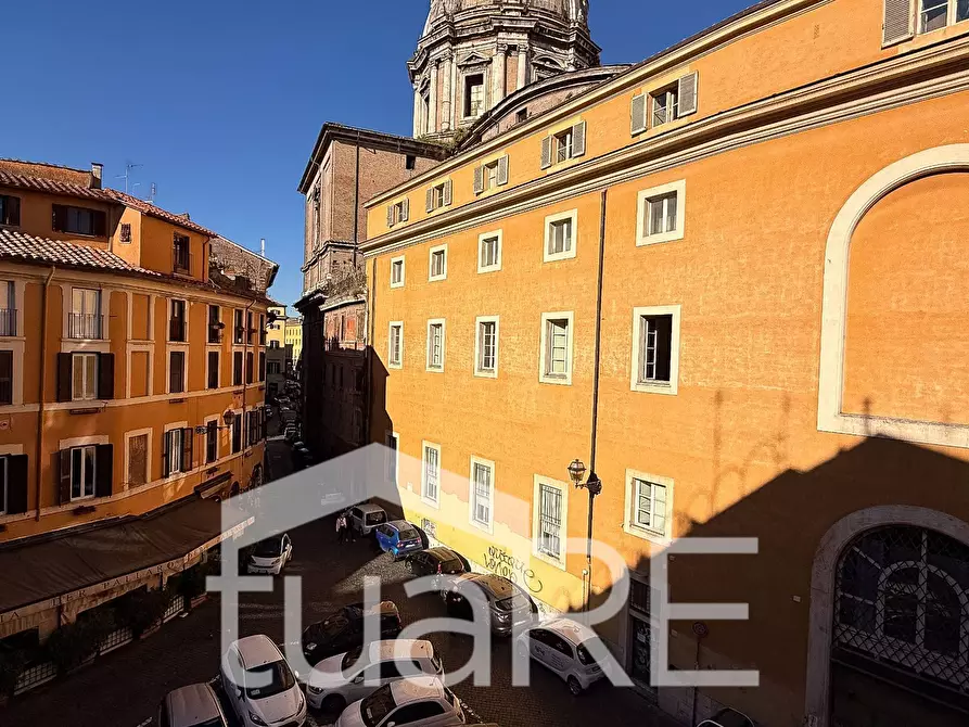 Immagine 3 di Appartamento in vendita  in Via Dei Chiavari a Roma