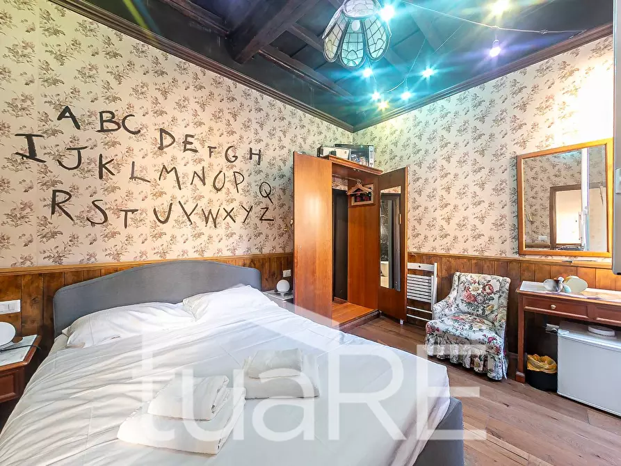 Immagine 5 di Appartamento in vendita  in Via Dei Chiavari a Roma