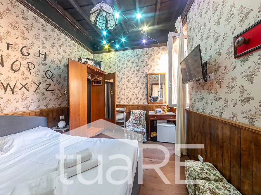 Immagine 14 di Appartamento in vendita  in Via Dei Chiavari a Roma