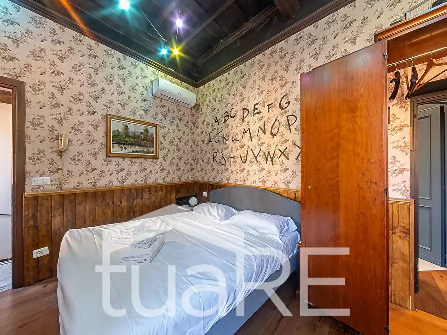 Immagine 15 di Appartamento in vendita  in Via Dei Chiavari a Roma