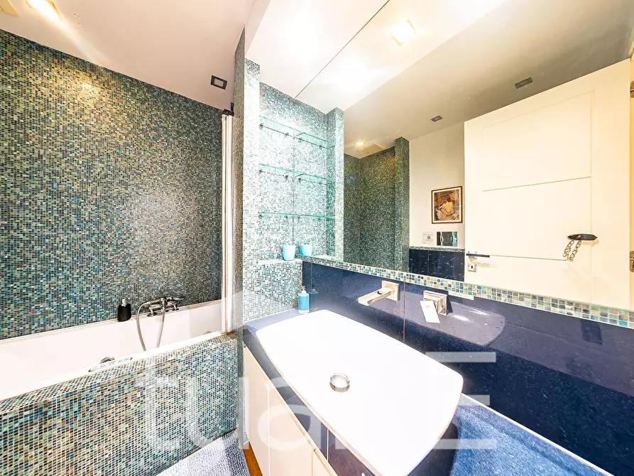 Immagine 13 di Appartamento in vendita  in Via Venti Settembre a Roma