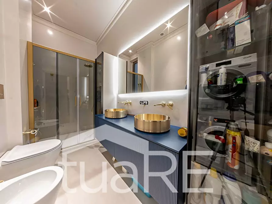 Immagine 25 di Appartamento in vendita  in Via Giuseppe Pisanelli a Roma