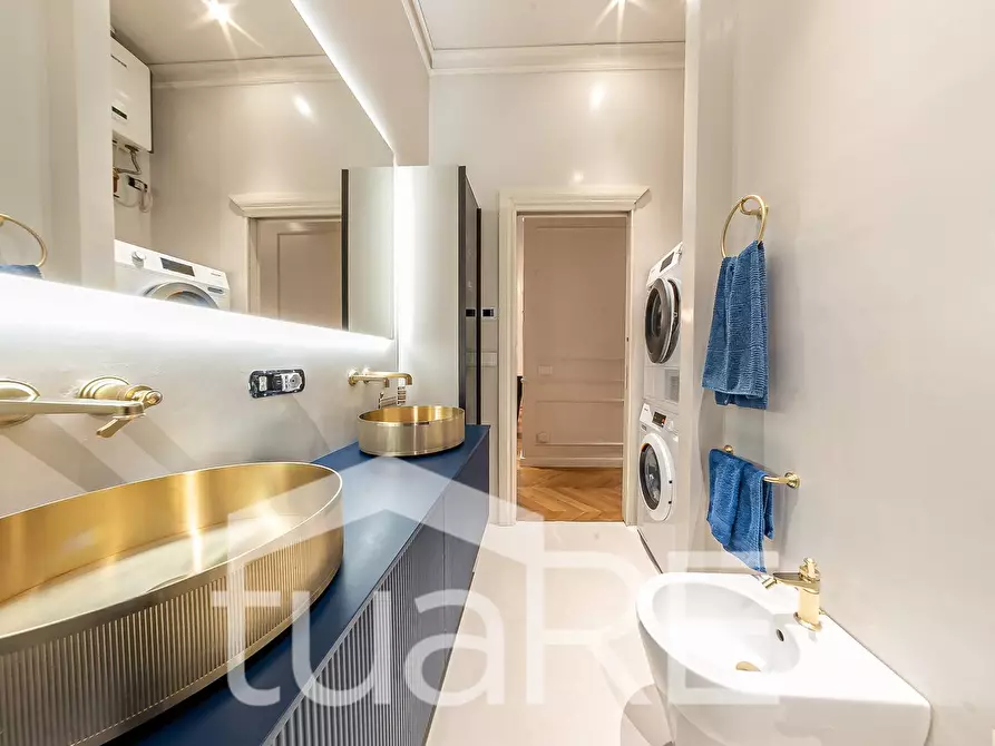 Immagine 26 di Appartamento in vendita  in Via Giuseppe Pisanelli a Roma