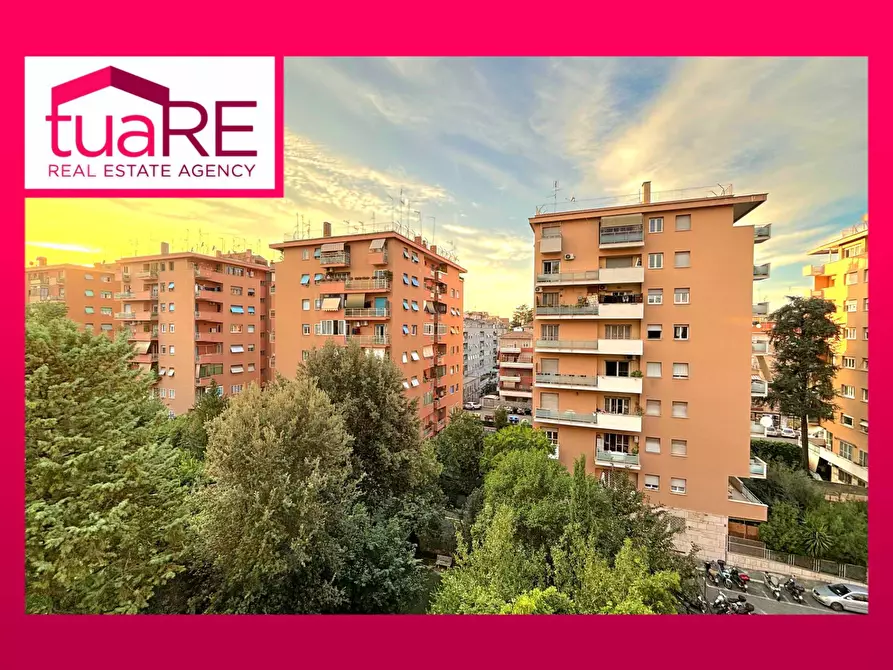 Immagine 1 di Appartamento in vendita  in Via Valsesia a Roma