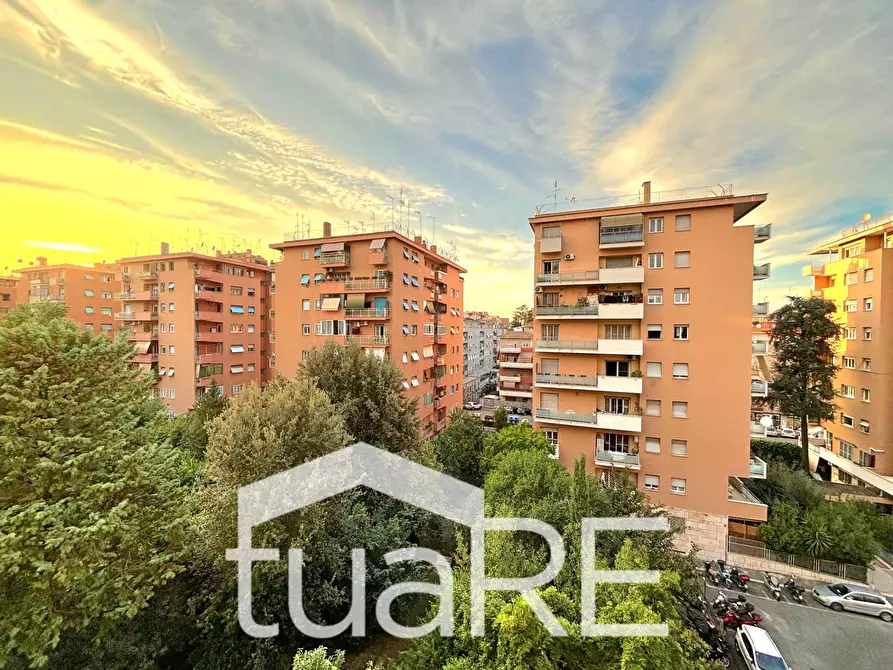 Immagine 10 di Appartamento in vendita  in Via Valsesia a Roma