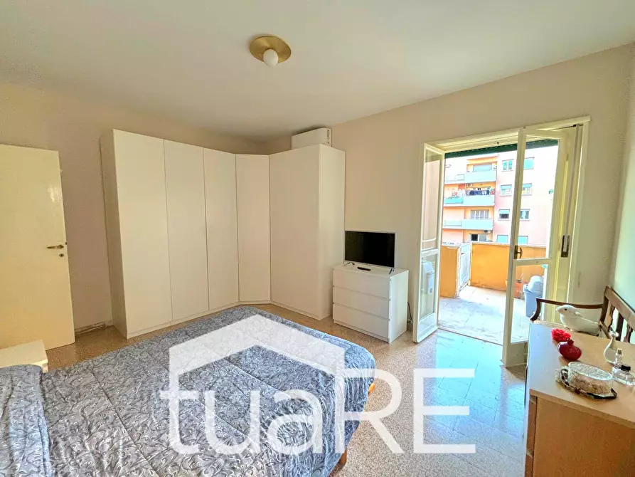 Immagine 14 di Appartamento in vendita  in Via Valsesia a Roma