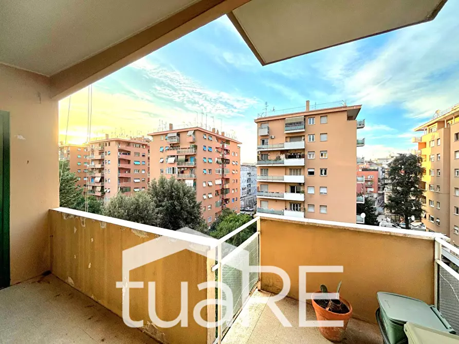 Immagine 16 di Appartamento in vendita  in Via Valsesia a Roma