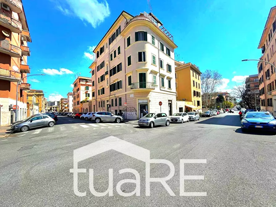 Immagine 4 di Appartamento in vendita  in Via Latina a Roma
