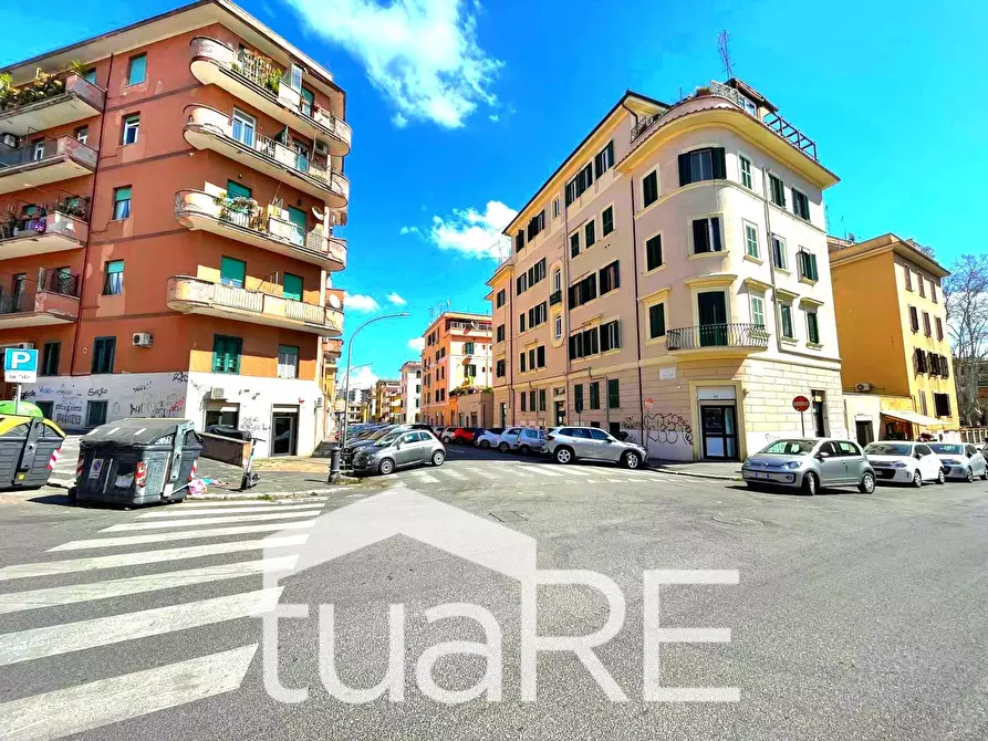 Immagine 6 di Appartamento in vendita  in Via Latina a Roma