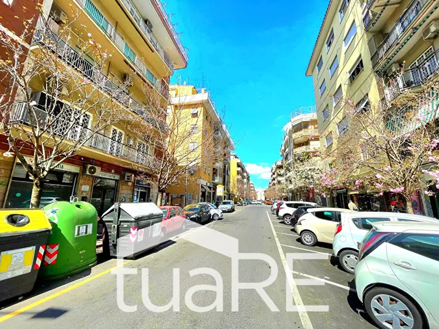 Immagine 11 di Appartamento in vendita  in Via Latina a Roma