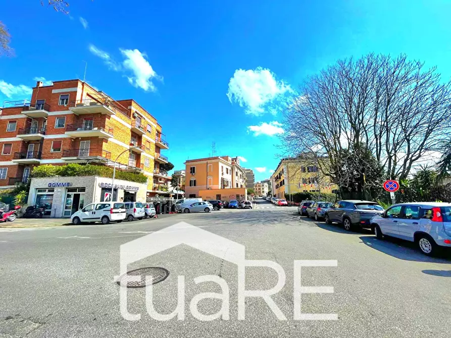 Immagine 14 di Appartamento in vendita  in Via Latina a Roma