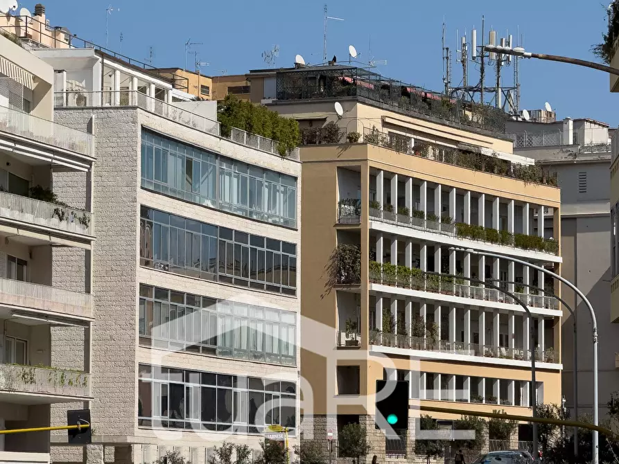 Immagine 9 di Box auto in vendita  in Viale Bruno Buozzi a Roma