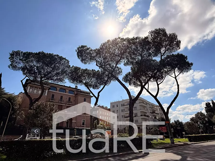 Immagine 22 di Box auto in vendita  in Viale Bruno Buozzi a Roma