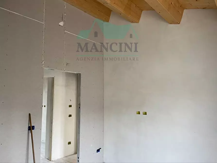 Immagine 27 di Casa indipendente in vendita  in ALDO MORO a Santa Maria Nuova