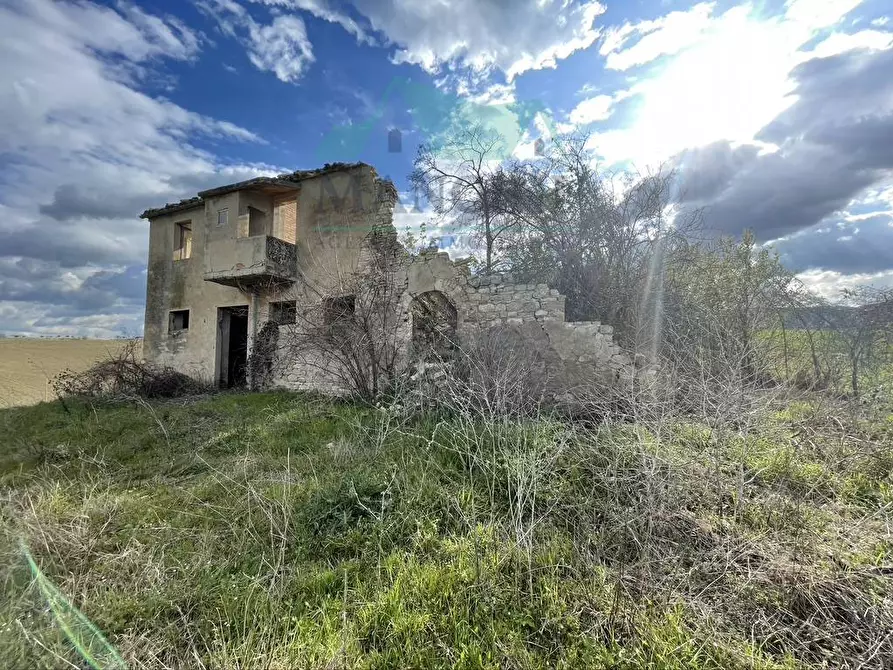 Immagine 1 di Rustico / casale in vendita  in CASTELLETTA a Cingoli