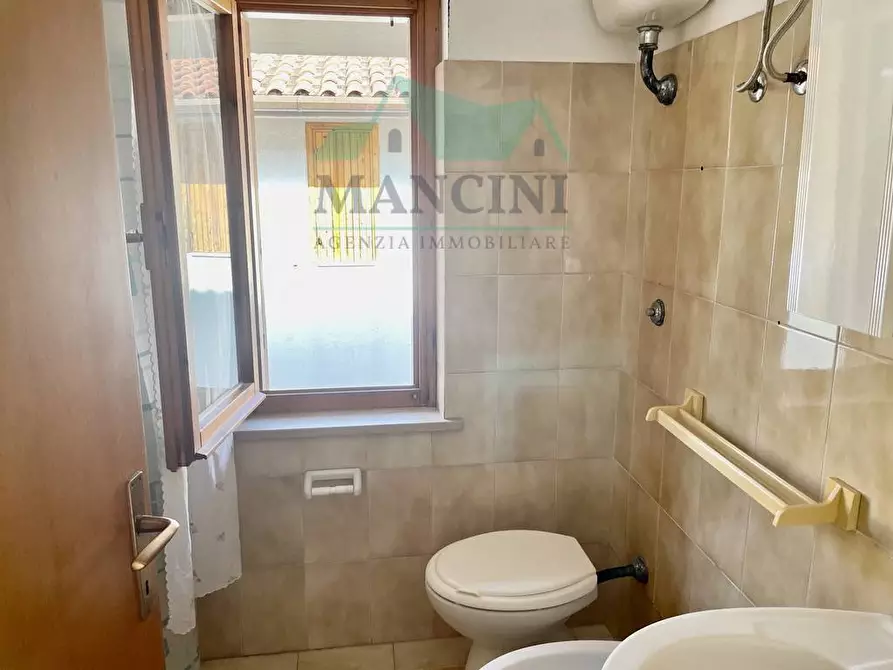 Immagine 10 di Villetta a schiera in vendita  in URBINO a Numana