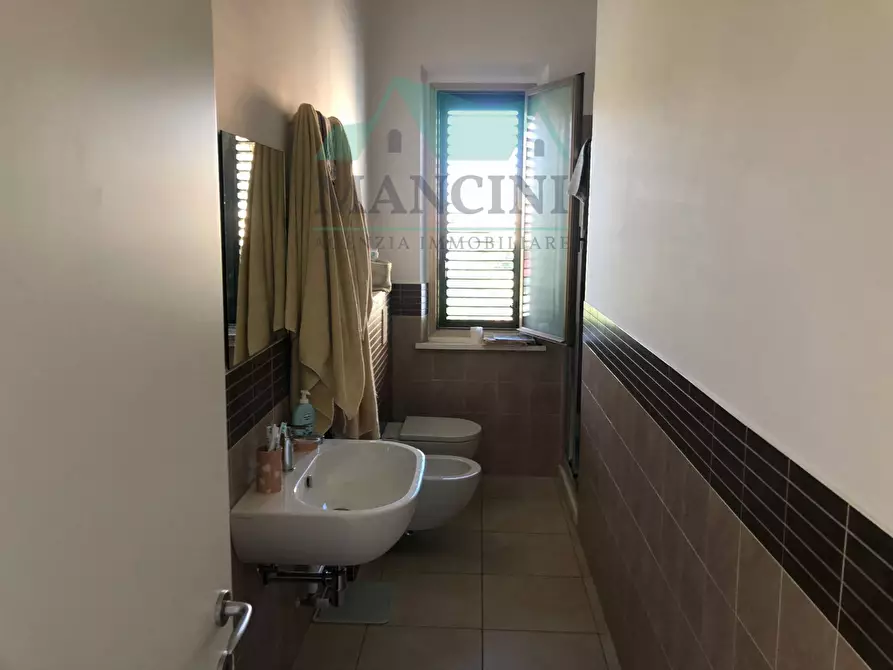 Immagine 12 di Casa indipendente in vendita  in VIA GALLODORO a Jesi