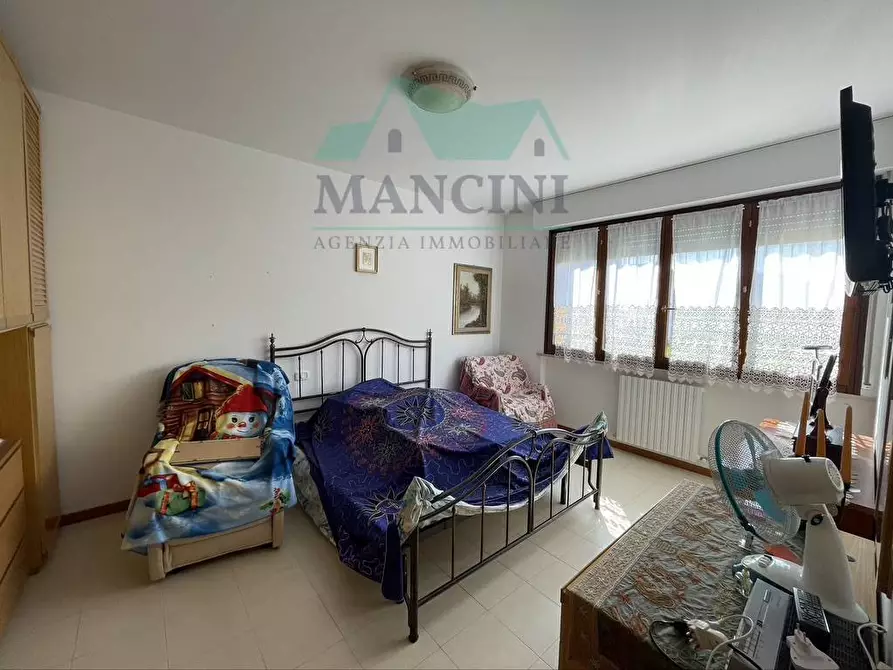 Immagine 2 di Appartamento in vendita  in VIA XXV APRILE a Castelbellino