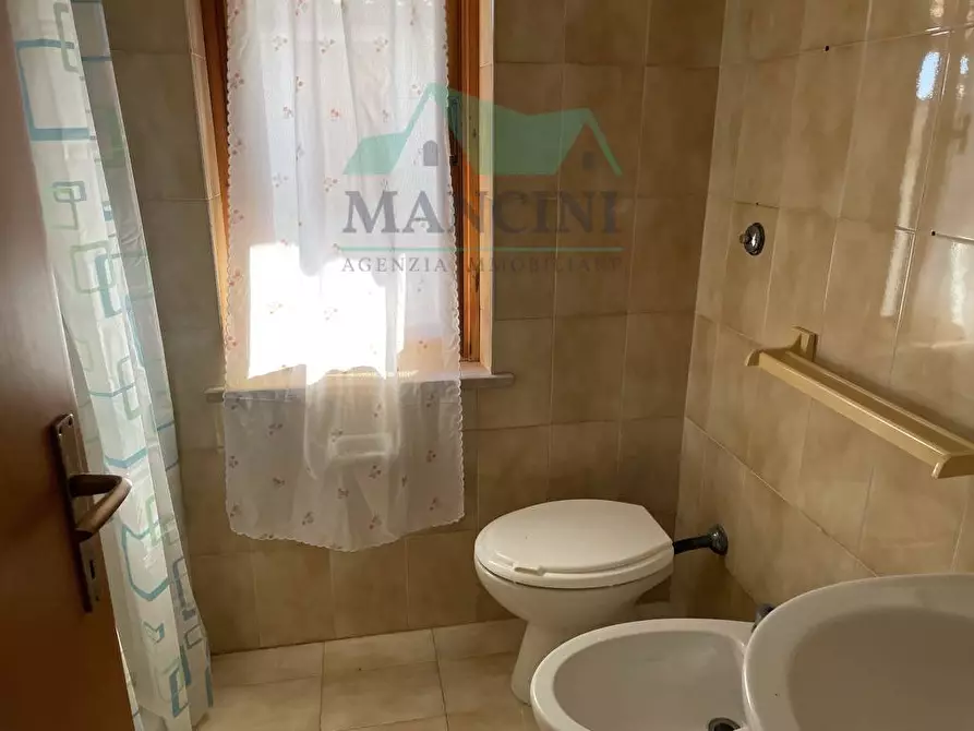 Immagine 16 di Villetta a schiera in vendita  in URBINO a Numana