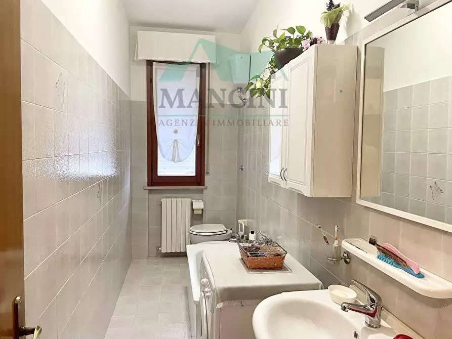 Immagine 6 di Appartamento in vendita  in GOLA ROSSA a Jesi