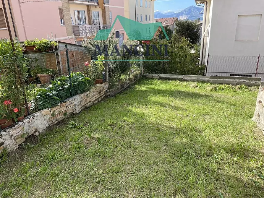 Immagine 13 di Appartamento in vendita  in VIA CESARE BATTISTI a Cupramontana