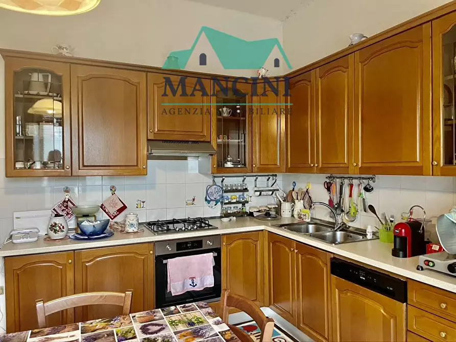 Immagine 8 di Appartamento in vendita  in RADICIOTTI a Jesi