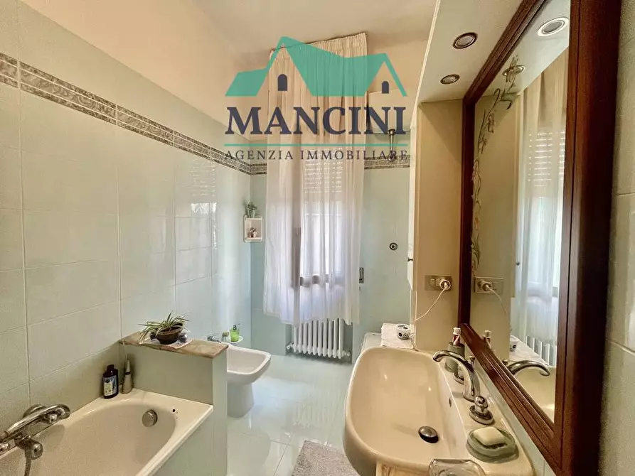Immagine 15 di Appartamento in vendita  in RADICIOTTI a Jesi