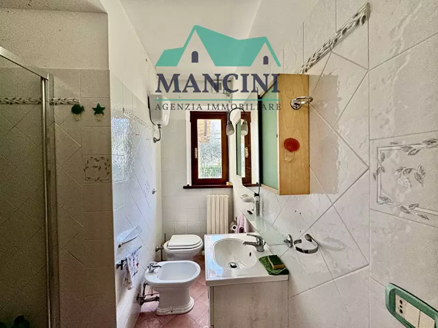 Immagine 20 di Casa indipendente in vendita  in VIALE MARCHE a Cupramontana