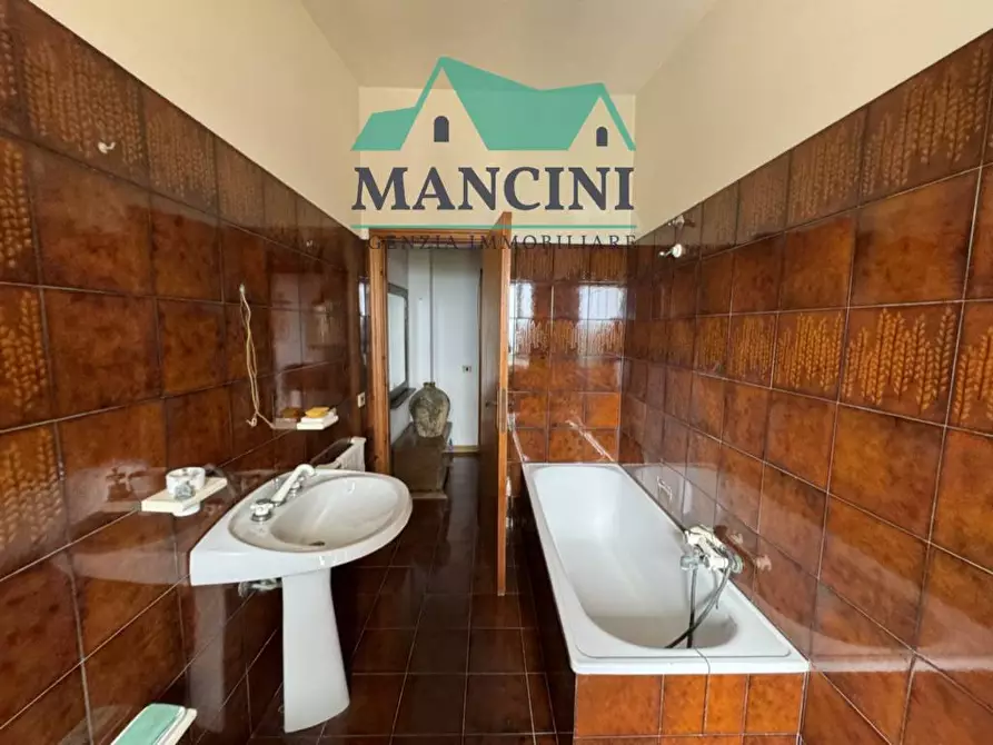 Immagine 14 di Attico in vendita  in VIA LEONARDO DA VINCI a Monte Roberto