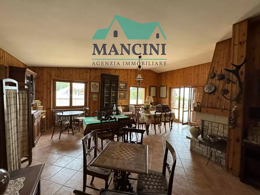 Immagine 2 di Attico in vendita  in VIA LEONARDO DA VINCI a Monte Roberto