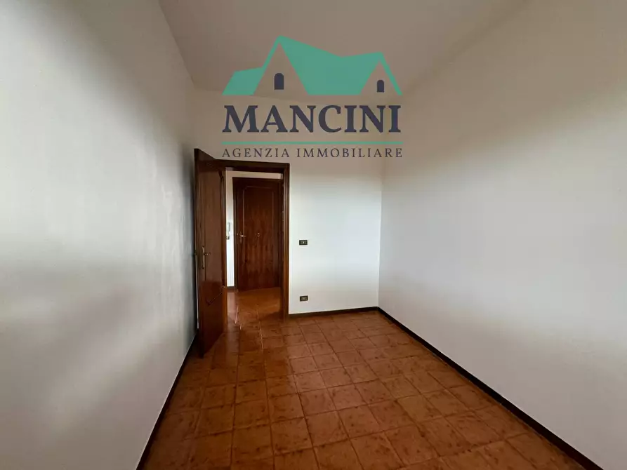 Immagine 14 di Appartamento in vendita  in VIA CALABRIA a Jesi