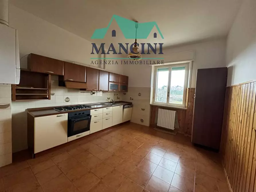 Immagine 2 di Appartamento in vendita  in VIA CALABRIA a Jesi