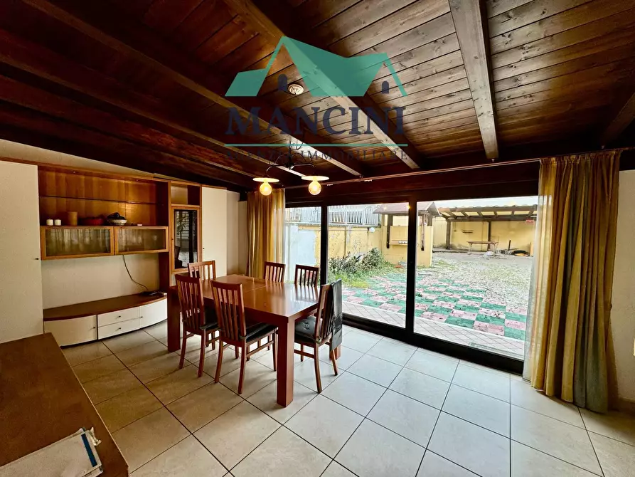 Immagine 2 di Appartamento in affitto  in trieste a Jesi