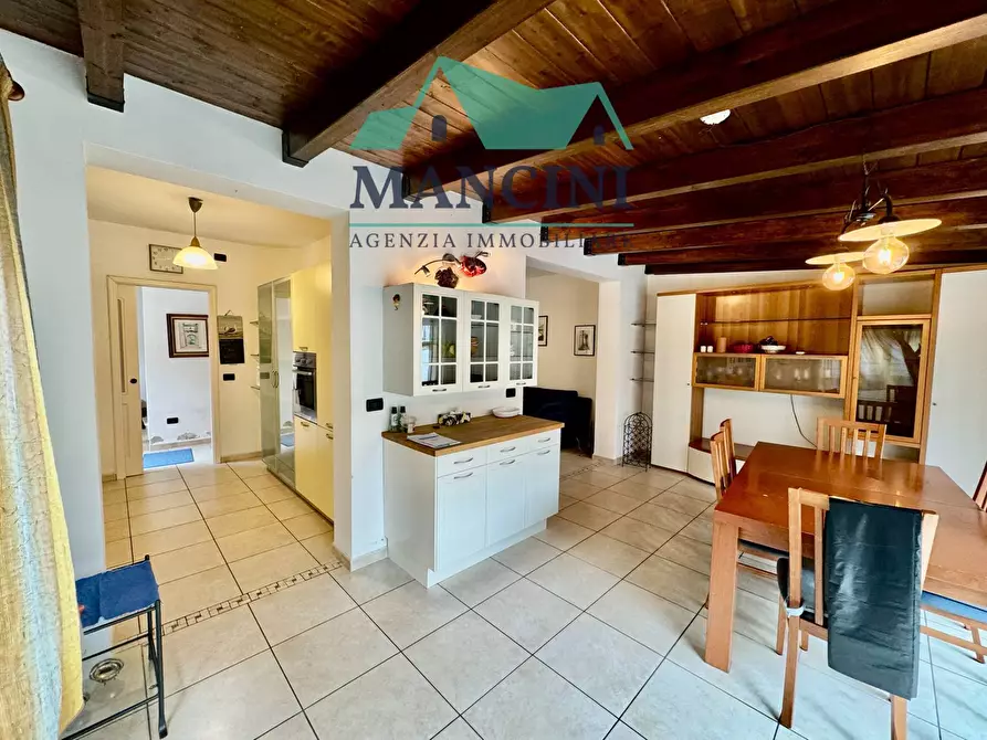 Immagine 7 di Appartamento in affitto  in trieste a Jesi