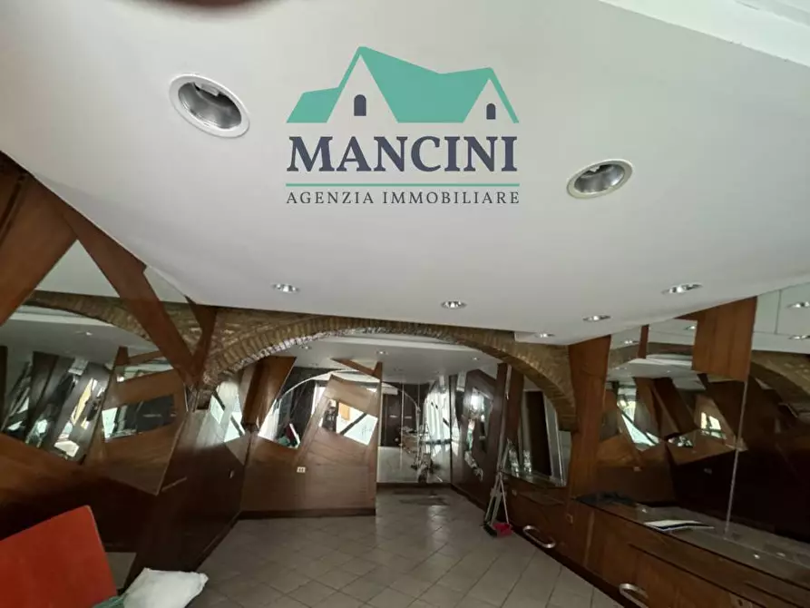 Immagine 4 di Locale commerciale in affitto  in corso matteotti 66 a Jesi