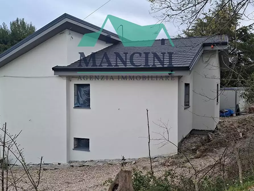 Immagine 7 di Villetta a schiera in vendita  in MADONNA DEL SOLE a Belvedere Ostrense