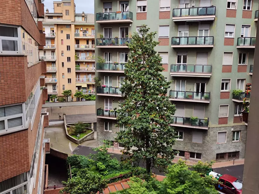 Immagine 1 di Appartamento in vendita  in Via Luigi Varanini a Milano