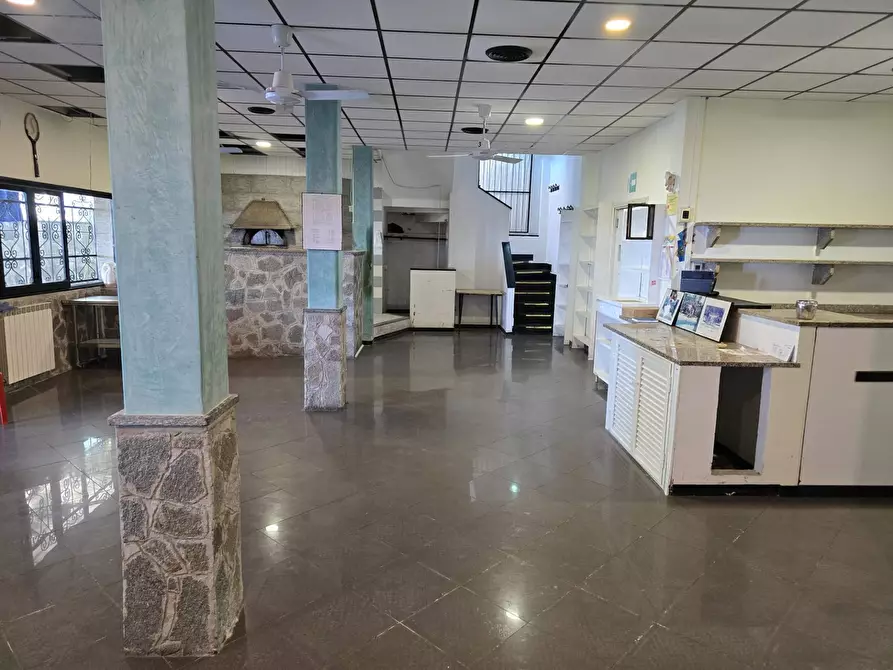 Immagine 4 di Negozio in affitto  in salita della costa a Cogoleto