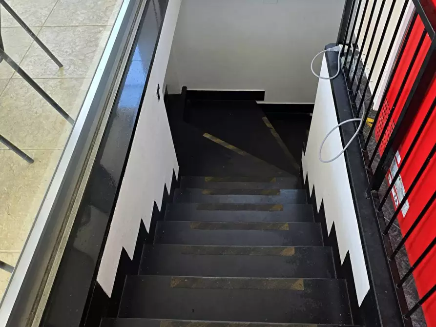 Immagine 5 di Negozio in affitto  in salita della costa a Cogoleto