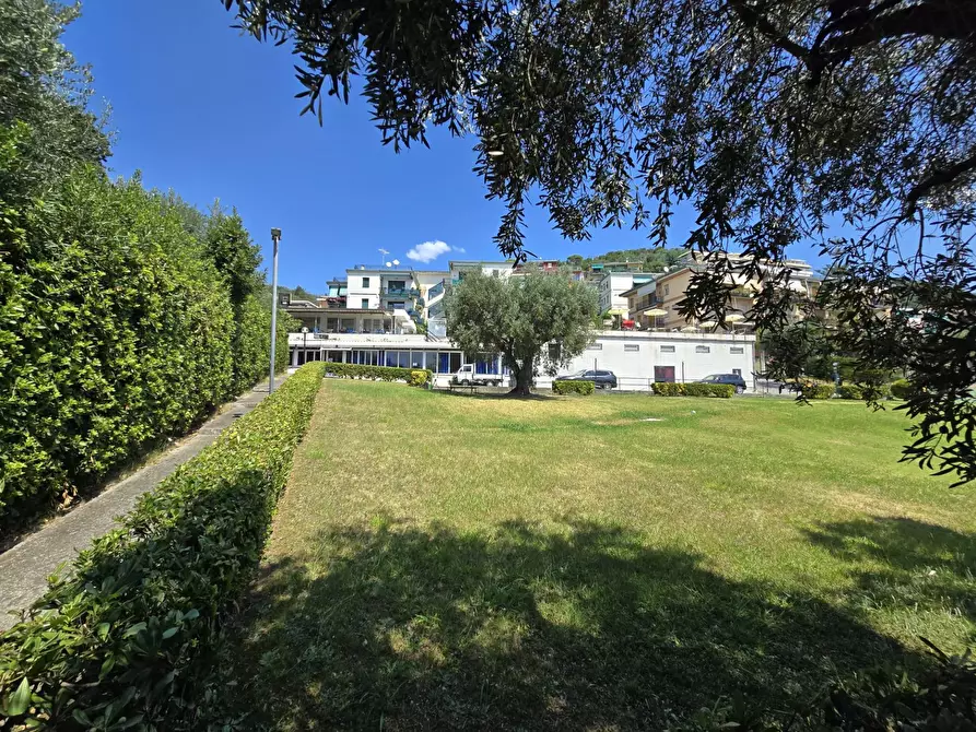 Immagine 23 di Negozio in affitto  in salita della costa a Cogoleto