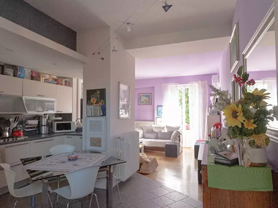 Immagine 3 di Appartamento in vendita  in Via Pietro Canevari a Milano