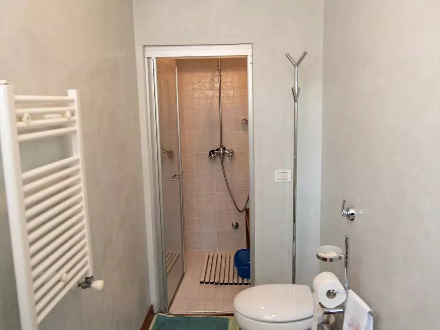 Immagine 19 di Appartamento in vendita  in via giuseppe mazzini a Lozzolo