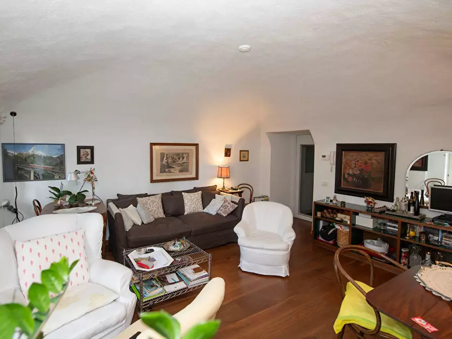 Immagine 4 di Appartamento in vendita  in via giuseppe mazzini a Lozzolo