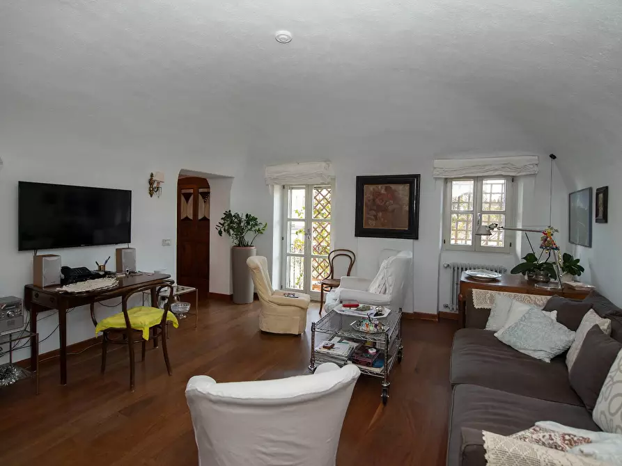 Immagine 5 di Appartamento in vendita  in via giuseppe mazzini a Lozzolo