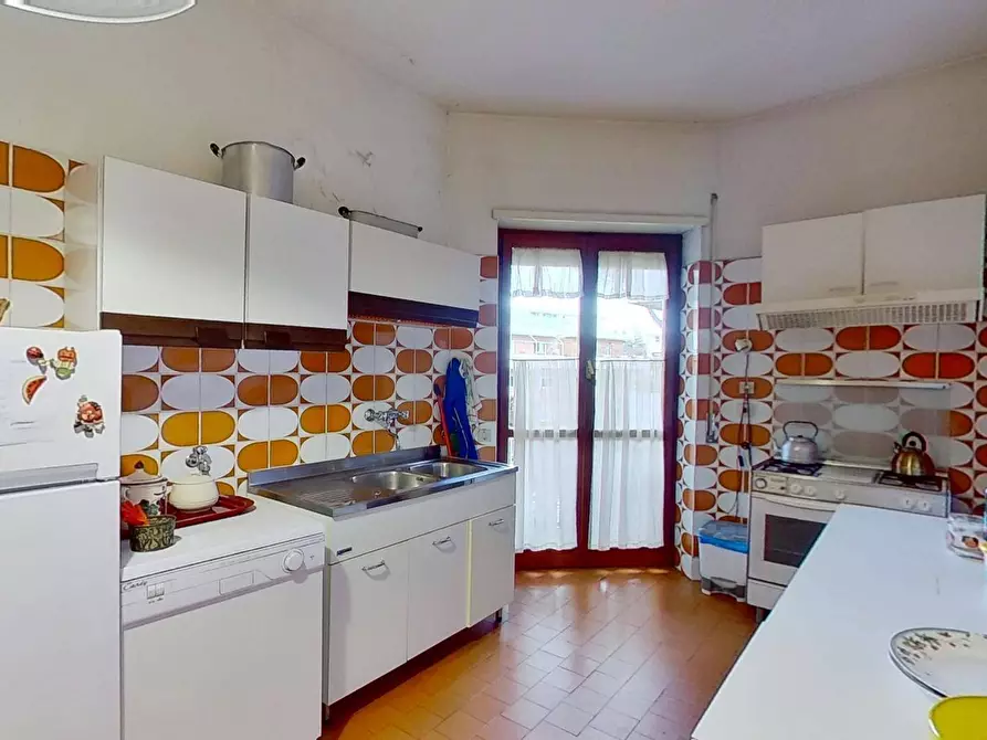 Immagine 9 di Appartamento in vendita  in Via Vincenzo Ussani a Roma