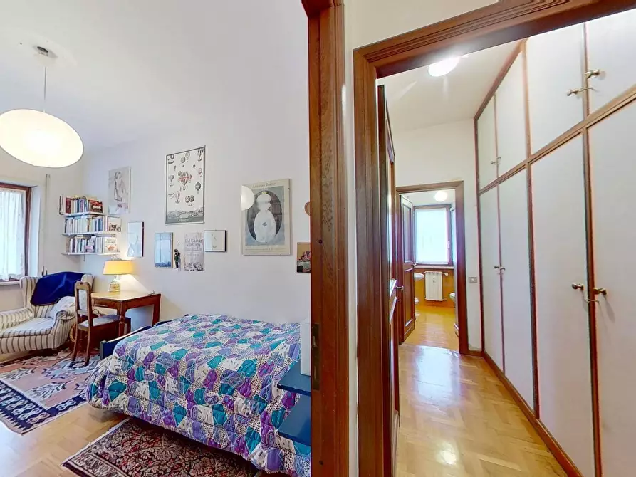 Immagine 21 di Appartamento in vendita  in Via Vincenzo Ussani a Roma