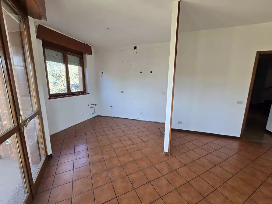 Immagine 23 di Appartamento in vendita  in Via Degli Odescalchi a Milano