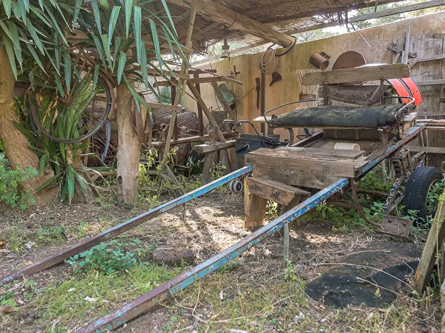 Immagine 29 di Attività commerciale in vendita  in Contrada Muto a Galatina