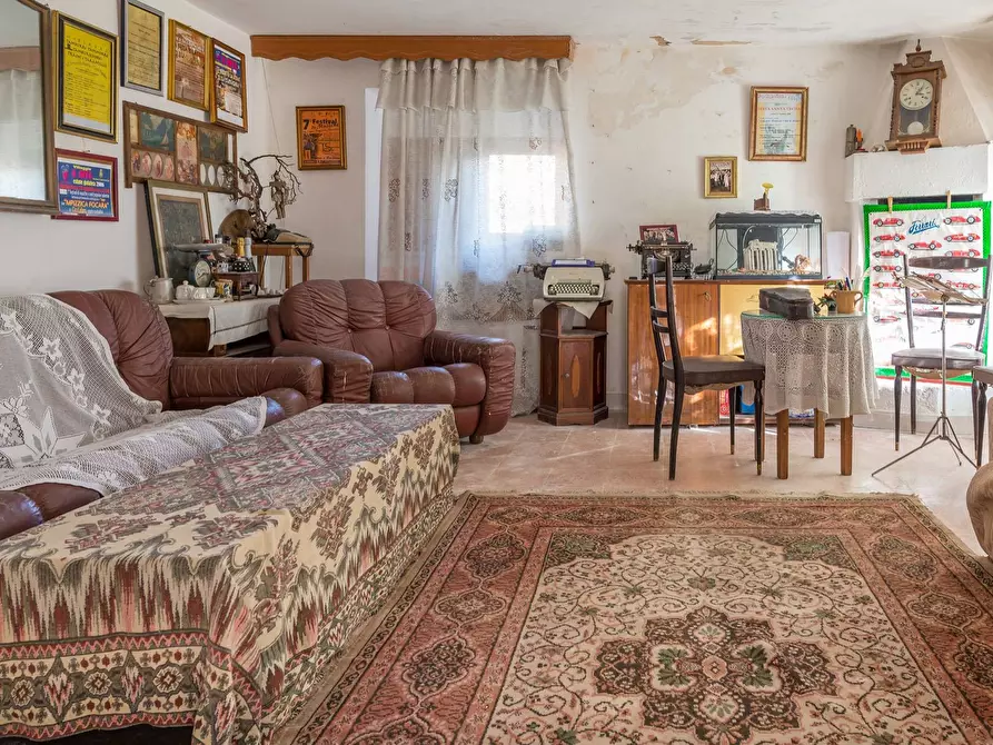 Immagine 16 di Attività commerciale in vendita  in Contrada Muto a Galatina