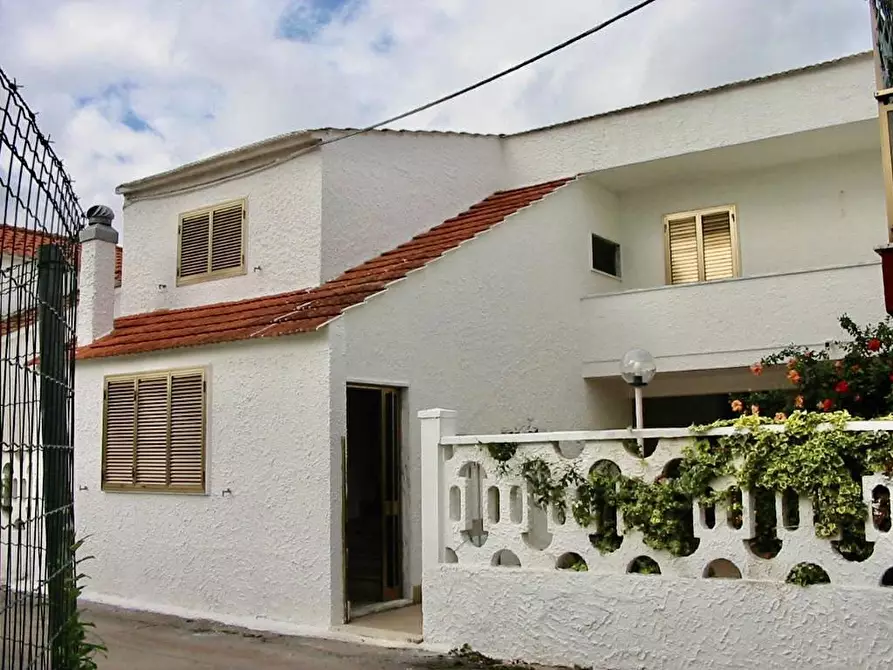 Immagine 2 di Villetta a schiera in vendita  in Viale Racar a Lecce